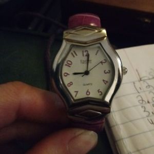 A kristine fossil watch